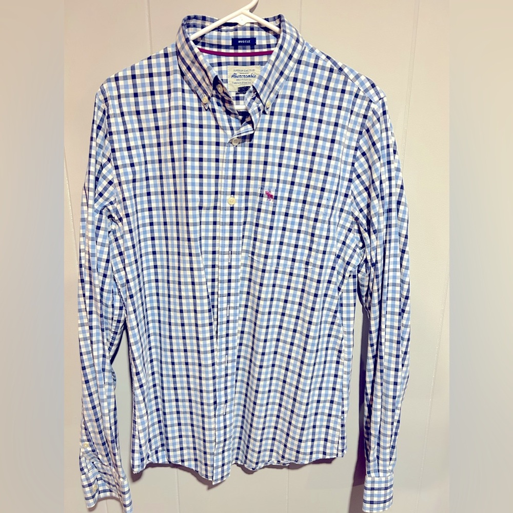 Men’s XL Abercrombie & Fitch Gingham Muscle Fit Button Up Shirt - Picture 2 of 4